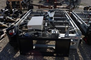 Bale-Grabbers-Handlers-KUHNS-KN510F-76024-1