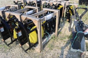 Bucket-LAND-PRIDE-SGC0660-72521