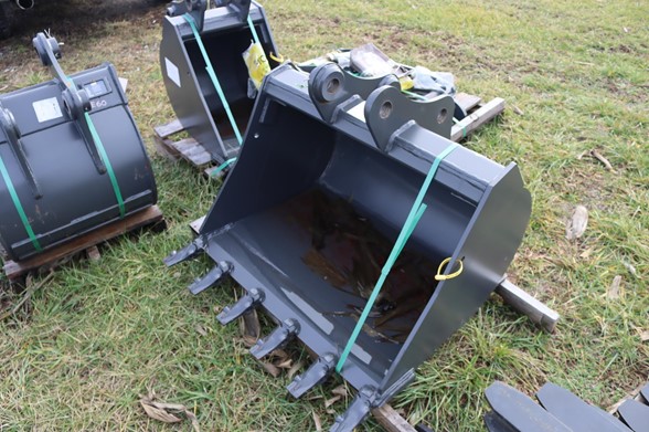 Bucket-NEW-HOLLAND-75308