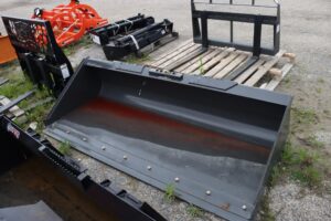Bucket-NEW-HOLLAND-84-LPE-75573