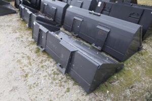 Bucket-NEW-HOLLAND-84LPE-76191-1