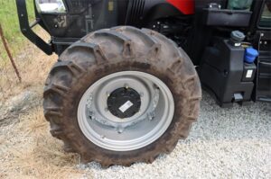 CASE-IH-FARMALL-105A-72564-1