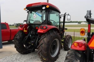 CASE-IH-FARMALL-105A-72564-8