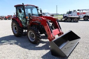 CASE-IH-FARMALL-75C-74733-1