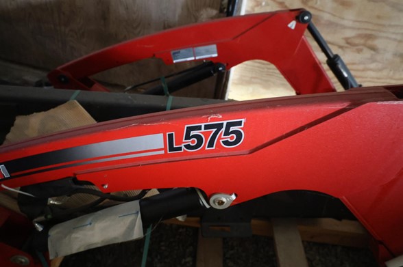 CASE-IH-L575-72288