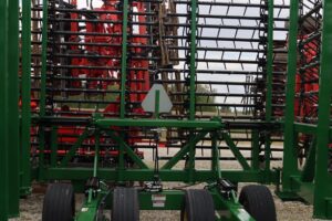 GREAT-PLAINS-CT8300-54-77585-7