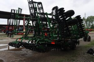 GREAT-PLAINS-VT1100-25-76437-3