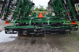 GREAT-PLAINS-VT1100-25-76437-4