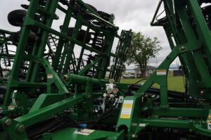 GREAT-PLAINS-VT1100-30-76436-3