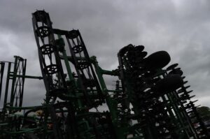 GREAT-PLAINS-VT1100-30-76436-9