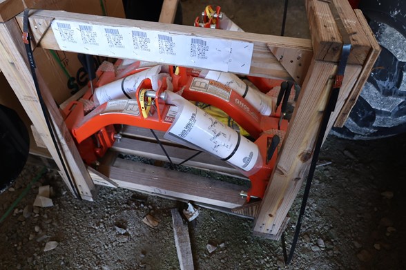 Hitch-LAND-PRIDE-QH05-74821