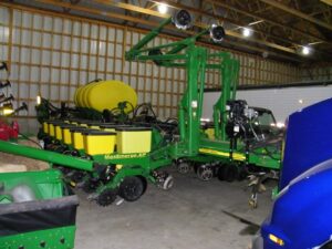 JOHN-DEERE-1770NT-34