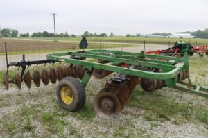 JOHN-DEERE-210-74962-3