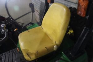 JOHN-DEERE-2305-72980-7