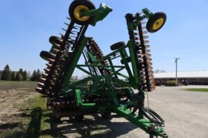 JOHN-DEERE-2623VT-74163