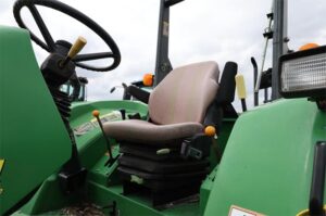 JOHN-DEERE-6100D-73714-10