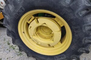 JOHN-DEERE-6100D-73714-6