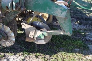 JOHN-DEERE-7200-72183-7