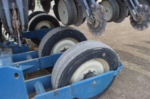 KINZE-3600-73260-7