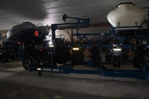 KINZE-3605-74134-2