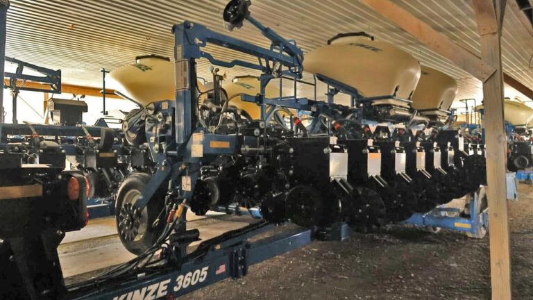 KINZE-3605-76366