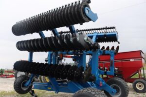 KINZE-MACH-TILL-261-74145-4