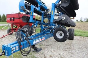 KINZE-MACH-TILL-261-74145-6