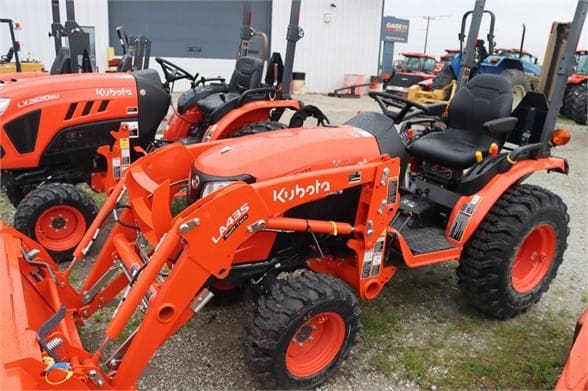 KUBOTA B2601HSD 74652 - Apple Farm Service