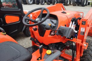 KUBOTA-L3302HST-77193-4