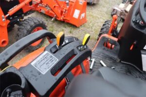 KUBOTA-LX2620SUHSD-74937-6