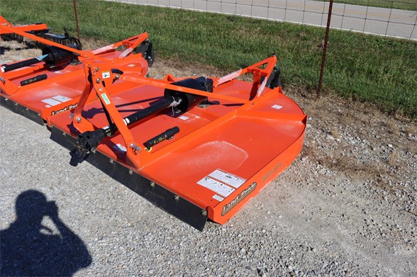 AG & Construction Equipment Specialists - Apple Farm Service