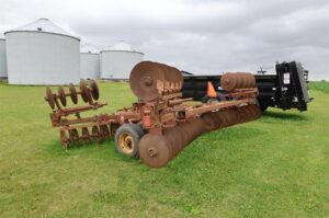 MASSEY-FERGUSON-620-73593-3