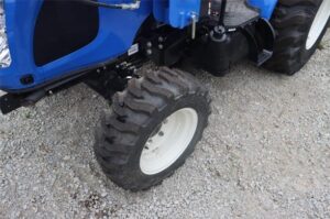 NEW-HOLLAND-BOOMER-40-72641-3