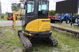 NEW-HOLLAND-E37C-74423-6