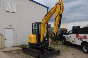 NEW-HOLLAND-E37C-74462-3