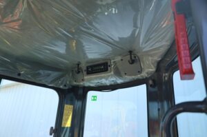 NEW-HOLLAND-E37C-74988-5