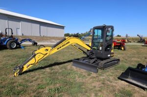 NEW-HOLLAND-E37C-75068
