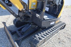 NEW-HOLLAND-E37C-78107-2