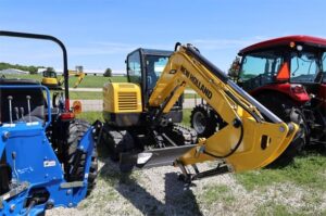 NEW-HOLLAND-E60C-75116-1