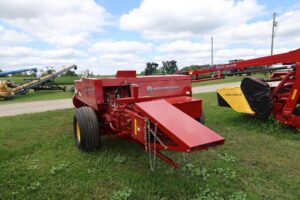 NEW-HOLLAND-HAYLINER-275-PLUS-76188-4