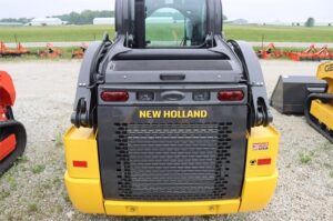 NEW-HOLLAND-L320-74993-2