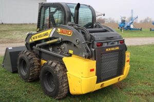 NEW-HOLLAND-L320-75620-5