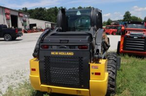 NEW-HOLLAND-L320-76746-4