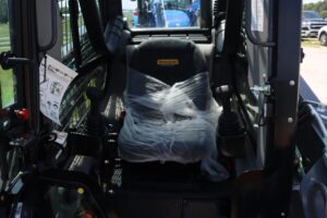 NEW-HOLLAND-L320-76746-6