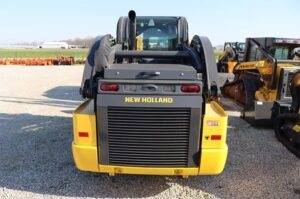 NEW-HOLLAND-L328-74677-2