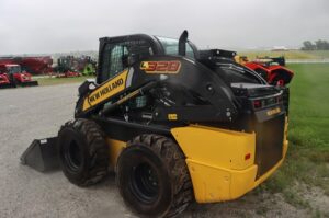 NEW-HOLLAND-L328-76751-5