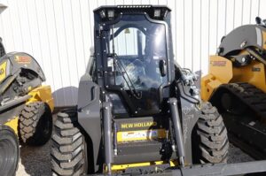 NEW-HOLLAND-L328-77323-3