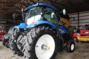 NEW-HOLLAND-T6