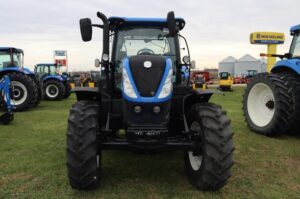NEW-HOLLAND-T7
