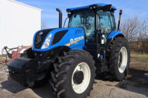 NEW-HOLLAND-T7